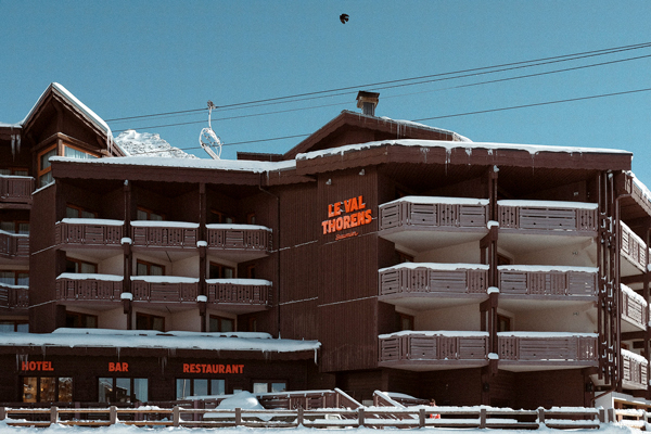 Hotel le Val Thorens, central lobby Hotel le Val Thorens, central lobby
