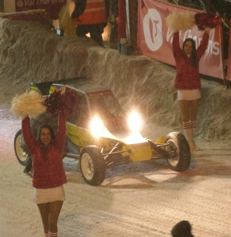 Pom pom girls Pom pom girls at the Trophée Andros, Val Thorens