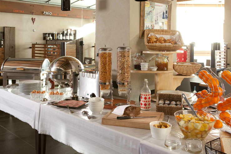 Hotel les Trois Vallées, Val Thorens - breakfast buffet