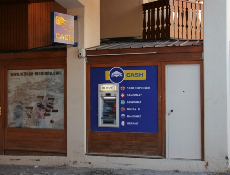 Cashpoint, rue du Soleil, Val Thorens