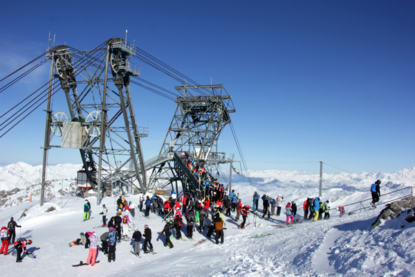 Arrival station, Cime de Caron