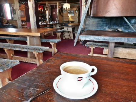 Coffee in the Caribou Val Thorens mountain restaurant review - coffee in the Caribou