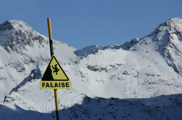 Beware cliff (falaise) sign Beware cliff (falaise) sign