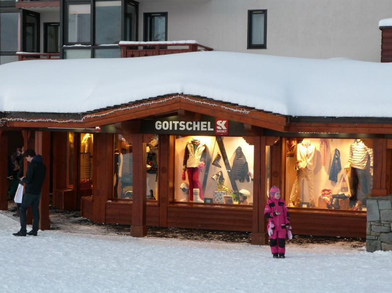 Goitschel Sport 2, place Caron, Val Thorens Goitschel Sport 2, place Caron, Val Thorens