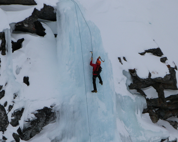 Ice climbing by the Cascades chairlift Ice climbing by the Cascades chairlift