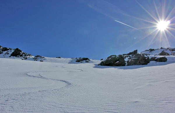 Ski tracks in the Lac du Lou, Val Thorens