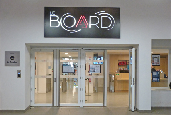 Val Thorens sports centre Val Thorens sports centre Le Board