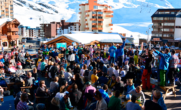 Apres-ski at Favela, Val Thorens Apres-ski at Favela, Val Thorens
