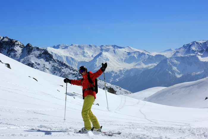 Off piste skier, Combe sans Nom, Val Thorens