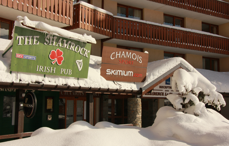 Chamois Sports, next door to Shamrock, Val Thorens Chamois Sports, next door to Shamrock, Val Thorens