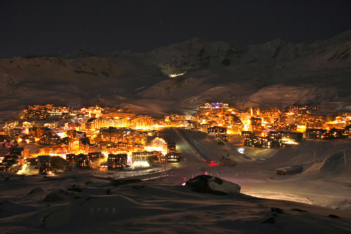 Val Thorens at night