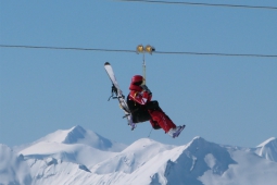 Zip wire in Val Thorens
