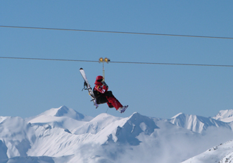 Zip wire in Val Thorens